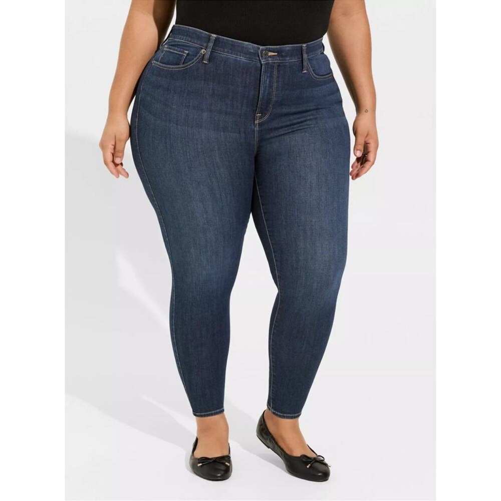 Torrid Sky High Skinny Premium Stretch Jeans Size 22‎ High Rise Classic Slim